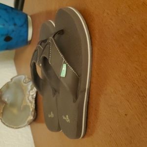 NWOT Sanuk Sandals!